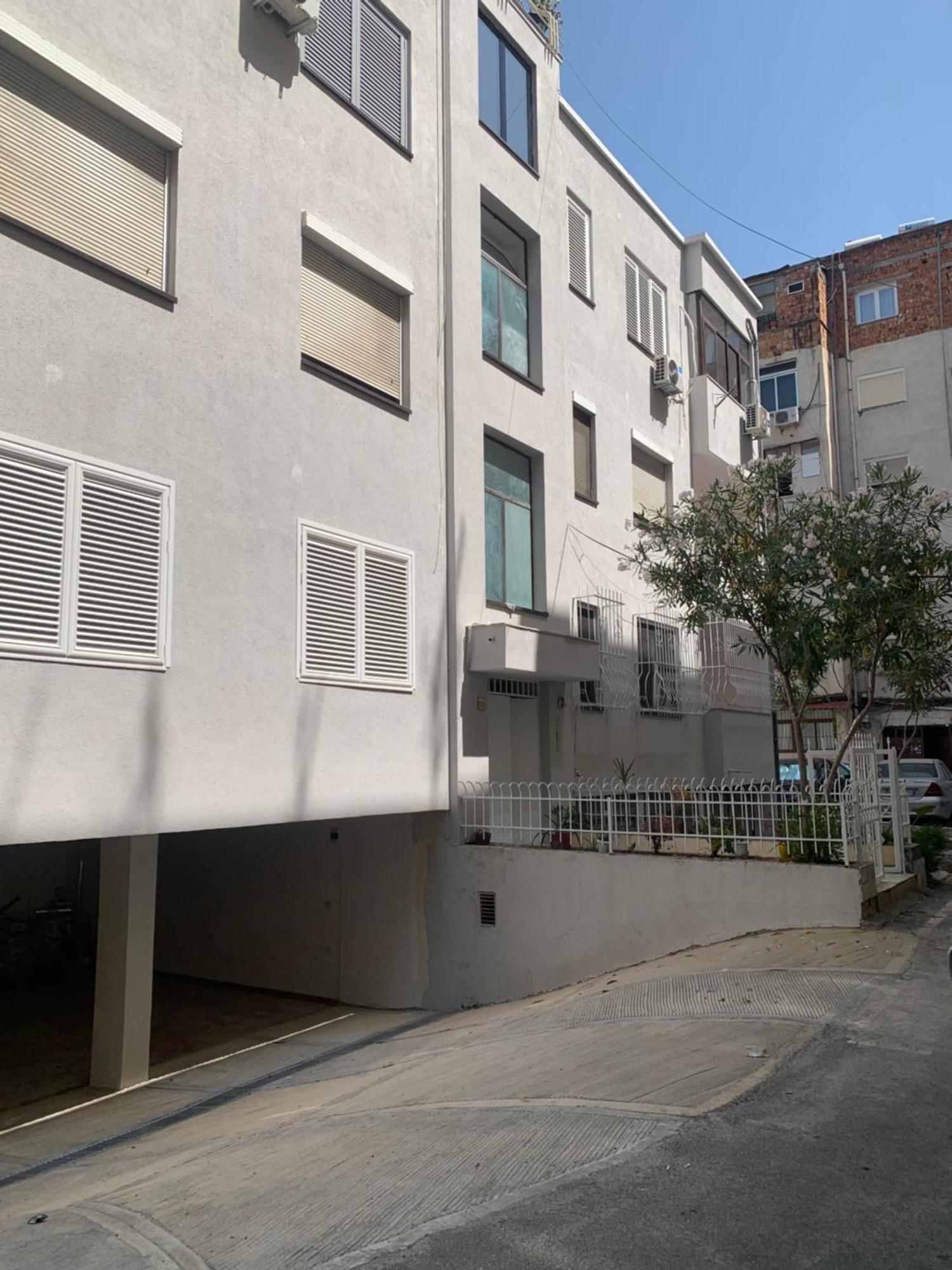 Nazari Apartment 2 Tirana Eksteriør billede